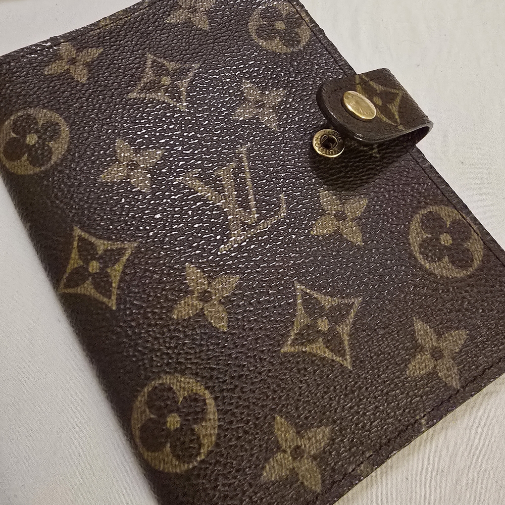 Louis Vuitton Monogram Agenda - Picture 5 of 17